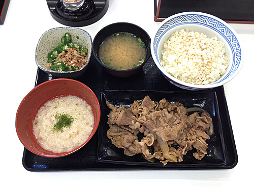 吉野家　麦とろ牛皿御膳
