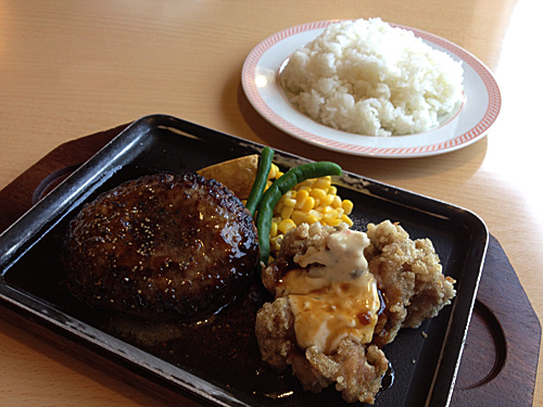 ジョイフル　ペッパーハンバーグ＆若どり南蛮　アップ