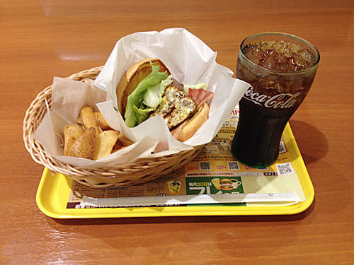 フレッシュネスバーガー　ベーコンオムレツバーガー