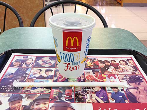 マクドナルド　コーラ