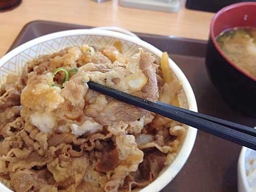 おろしポン酢牛丼の牛肉