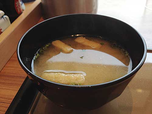 やよい軒　みそ汁