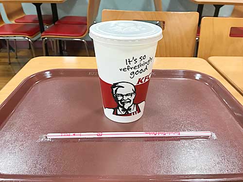 ケンタッキーフライドチキン　コーラ