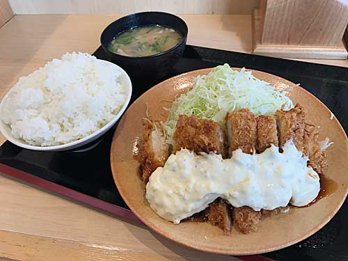 かつや　タルタルチキンカツ定食
