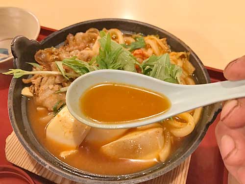 すくい豆冨の味噌チゲのスープ