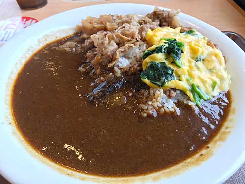 すき家　オム牛カレー