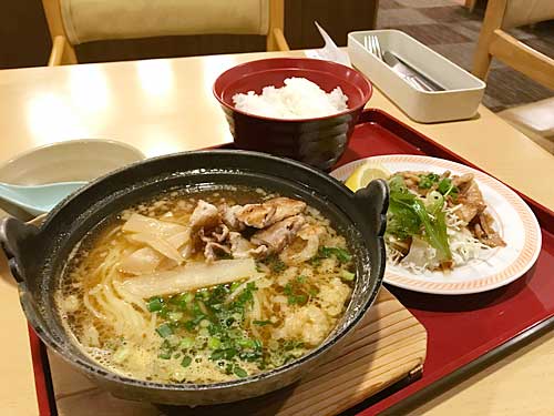 Joyfull　背脂たっぷり鉄鍋醤油ラーメン＋スタミナ豚炒めセット
