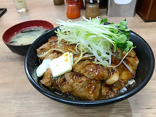 伝説のすた丼屋　北海道のすた