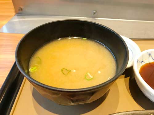 やよい軒　みそ汁
