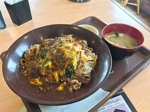 すき家　やきそば牛丼オムカレーMIX