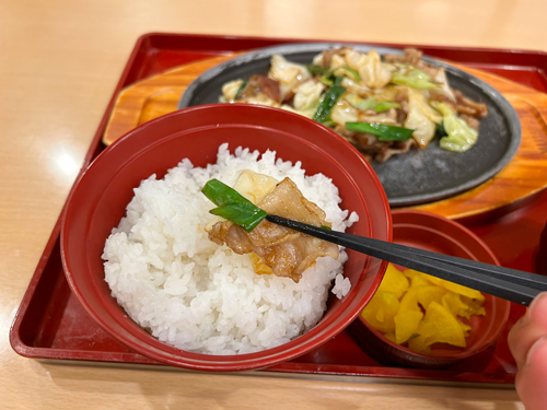 ニラ豚とごはん