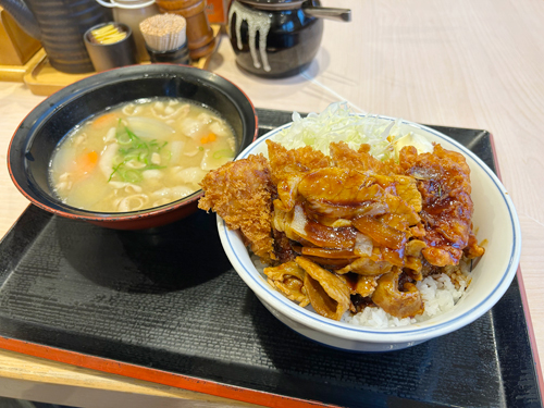かつや　豚DX丼 豚汁