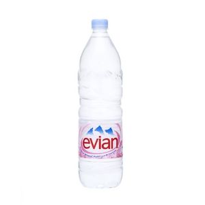 【ケース販売】ミネラルウォーター エビアン（evian）ペットボトル1.5L×24本セット まとめ買い