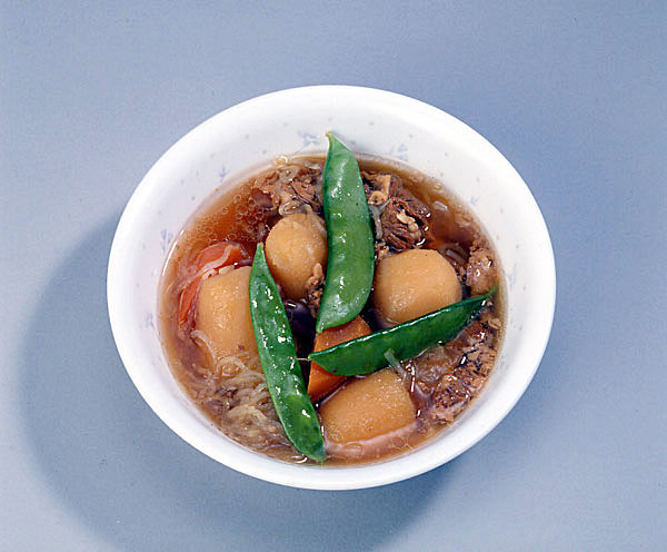 肉じゃが 盛り付け例1