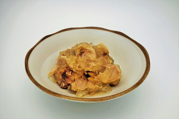 まぐろの尾肉油漬け中身